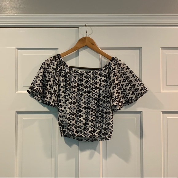 Francesca’s Off the Shoulder Crop Top - Picture 2 of 4